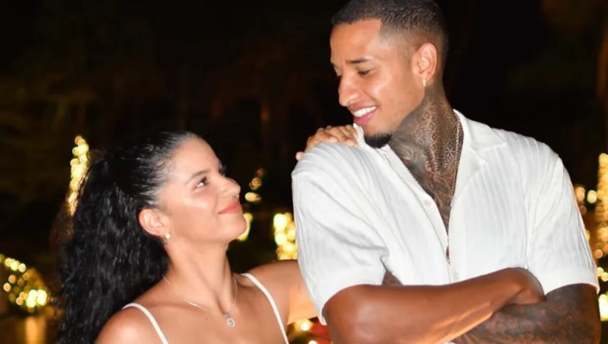 La romántica historia detrás del tatuaje que compartía Juan Izquierdo con su esposa
