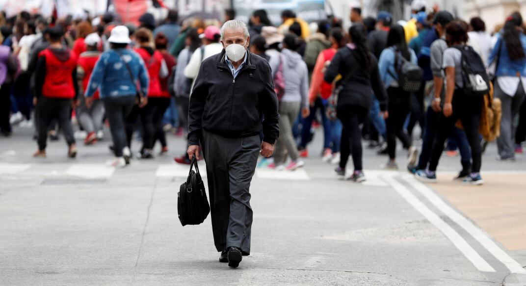 Preocupación. En la provincia de Buenos Aires por el aumento de casos de coronavirus (AP/Archivo).