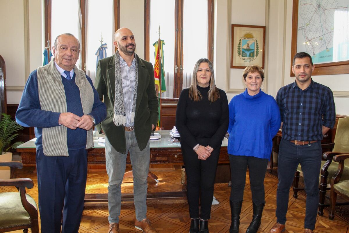 Tres Arroyos: Ana Scarpaci asumió en Desarrollo Social y Arias en Cultura