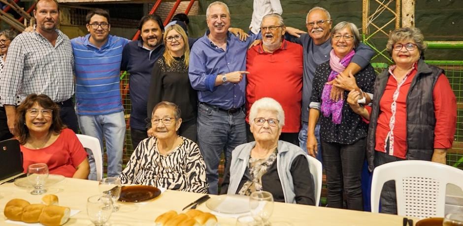 Passalacqua compartió una cena en Puerto Libertad en el marco del 1° de Mayo.