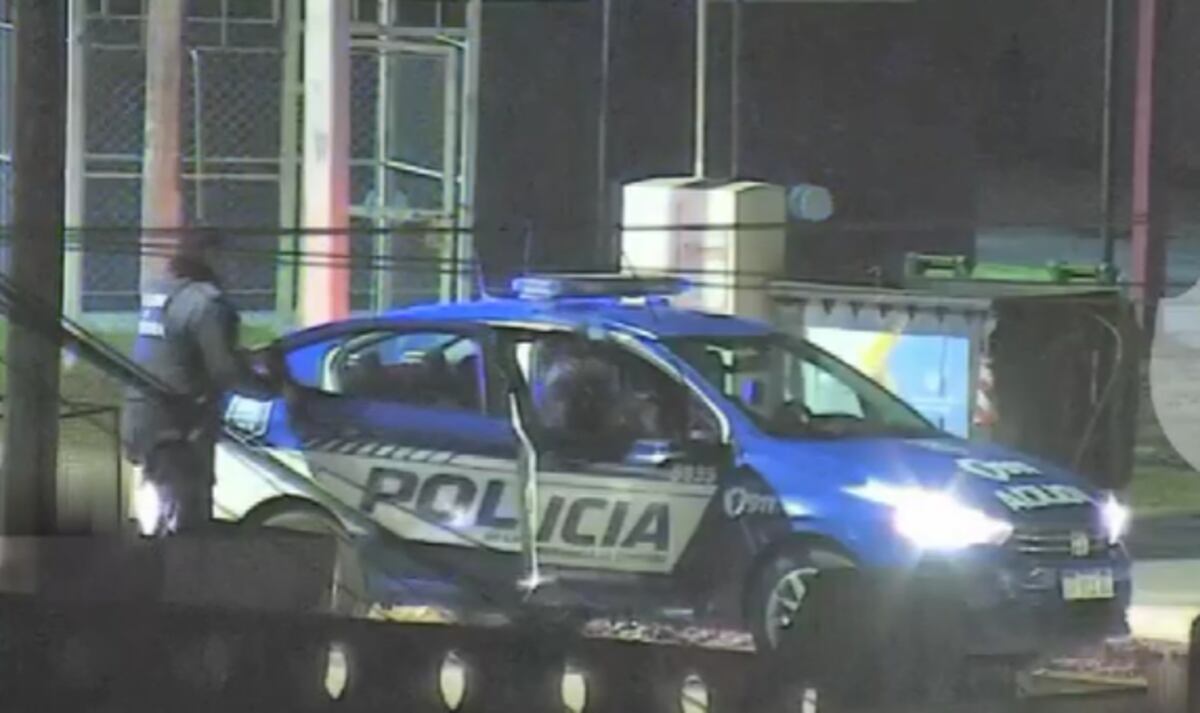 Video: policías reanimaron a un bebé de dos semanas que se estaba ahogando en Córdoba