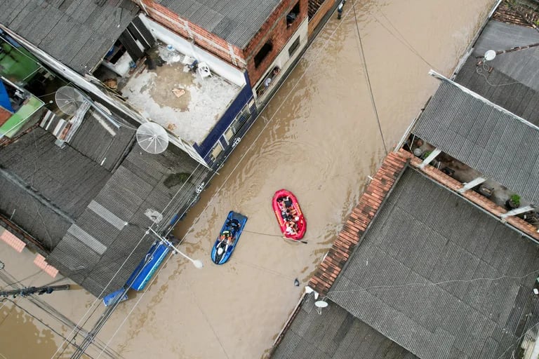 Las inundaciones de Bahía dejaron más de 19 mil evacuados.