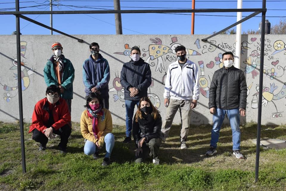 Integrantes del Frente de Todos realizaron una nueva jornada solidaria en el Jardín de Infantes 901