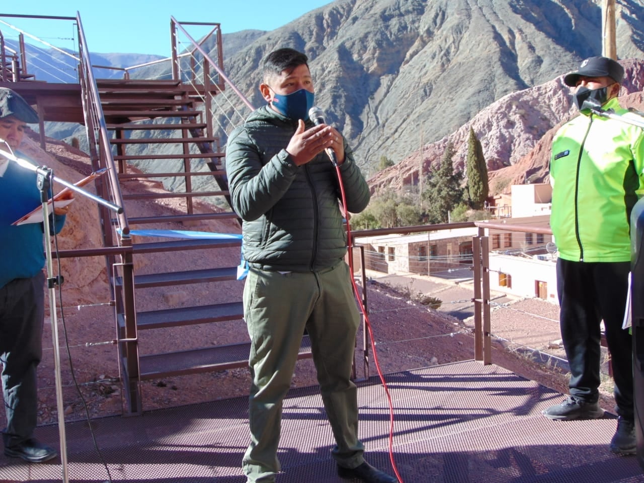 El secretario de Turismo y Cultura de Purmamarca, Alberto Castagnolo, describió la programación preparada para la temporada turística invernal en esa localidad quebradeña.