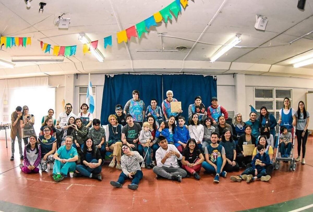 “La Familia del Tambor” compartió los festejos de la niñez en la escuela Kayú Chenén
