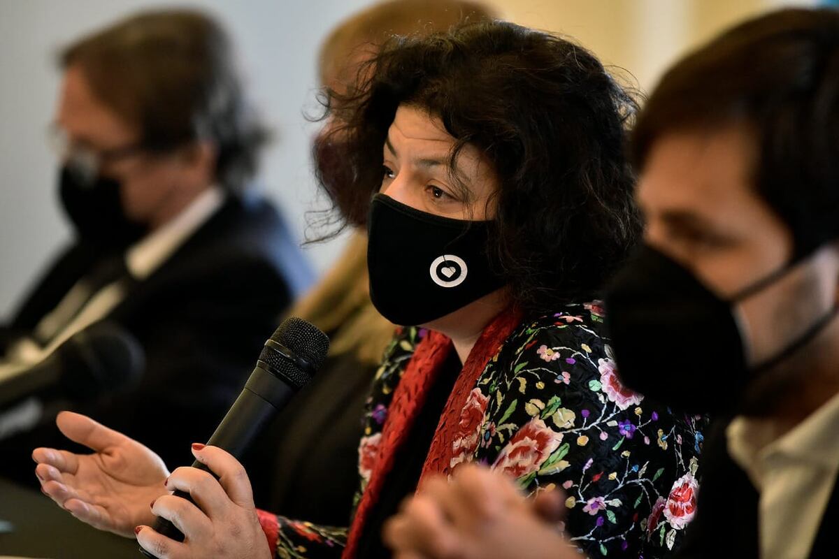 En Córdoba, la ministra Carla Vizzotti confirma que el pasaporte sanitario arranca la semana que viene