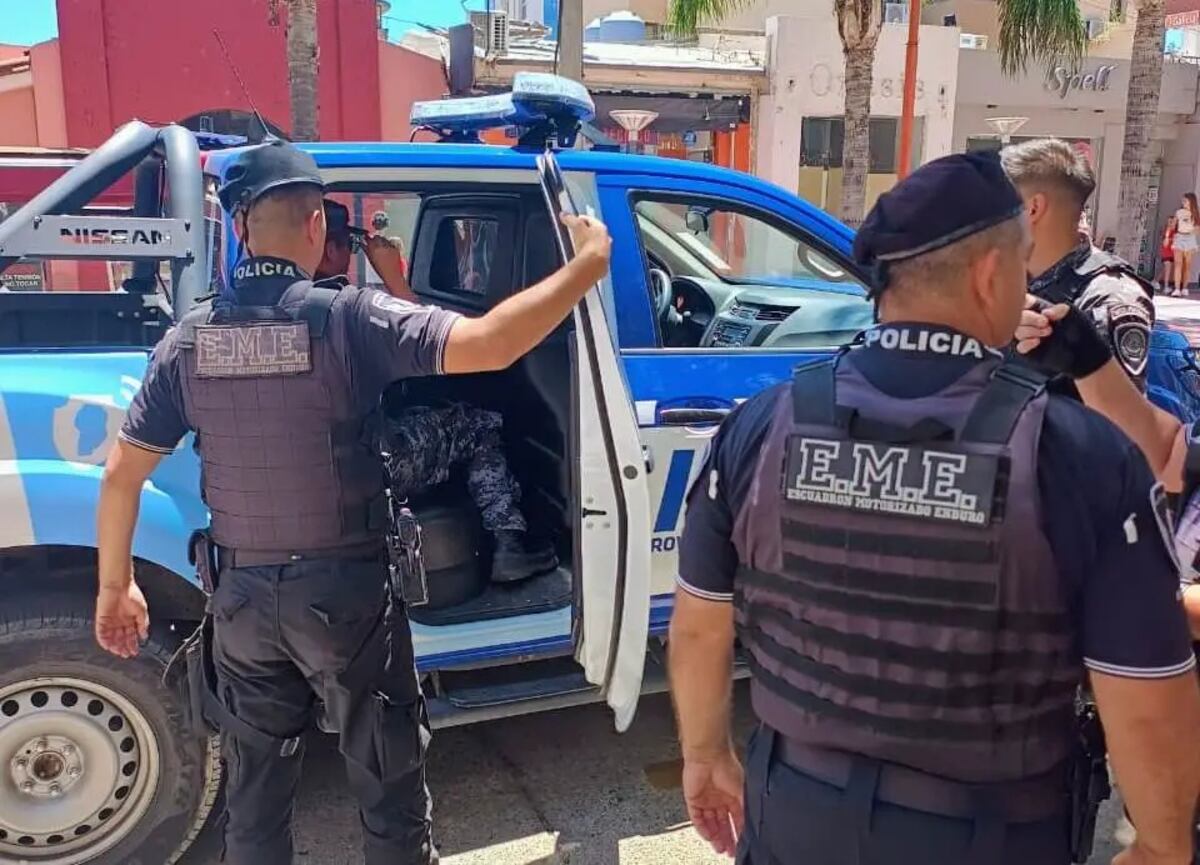 Confuso episodio frente al Banco Nación terminó con una mujer detenida y otra lesionada