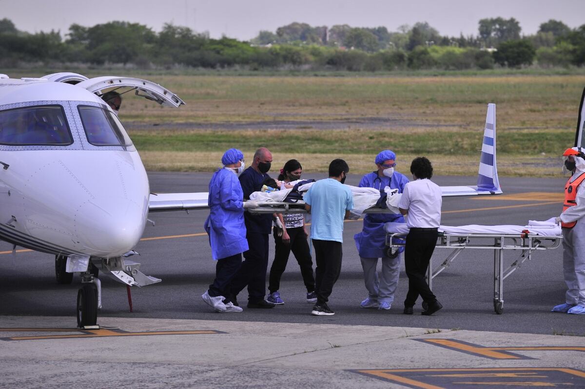 Abigail Jiménez aterrizó en San Fernando para continuar con su tratamiento contra el cáncer en Buenos Aires