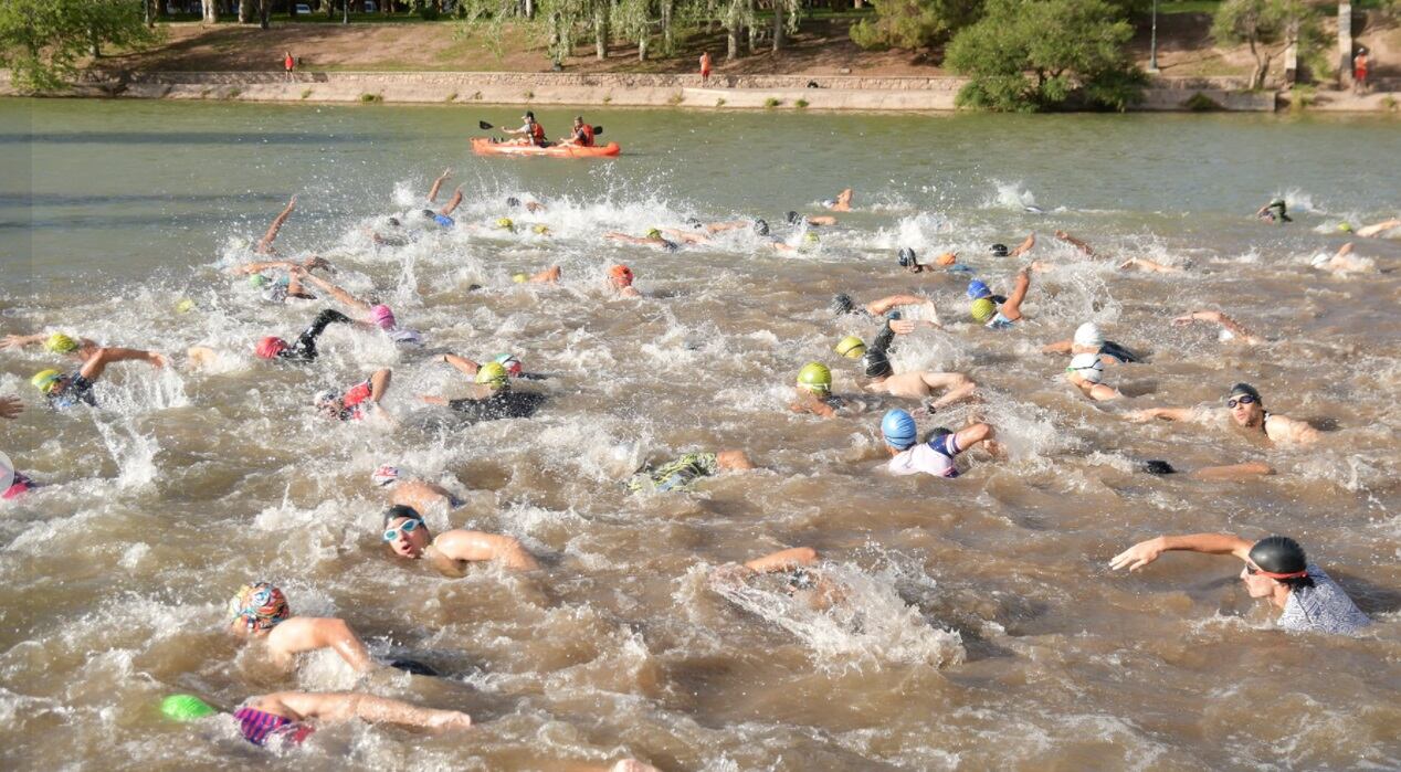 Lago Parque General San Martín, Triatlón Godoy Cruz