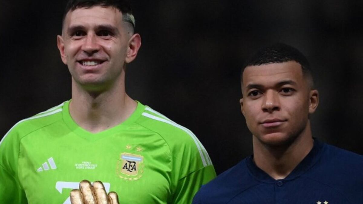 Pocos lo vieron: el obsceno gesto del Dibu Martínez con Mbappé en la final del Mundial Qatar 2022