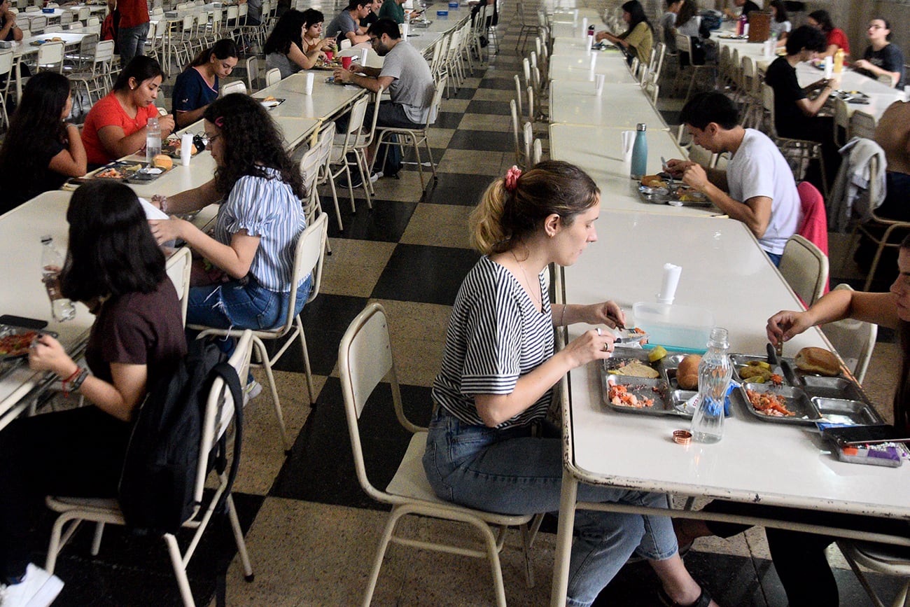 Reabrió el Comedor Universitario de la UNC. (Pedro Castillo / La Voz)