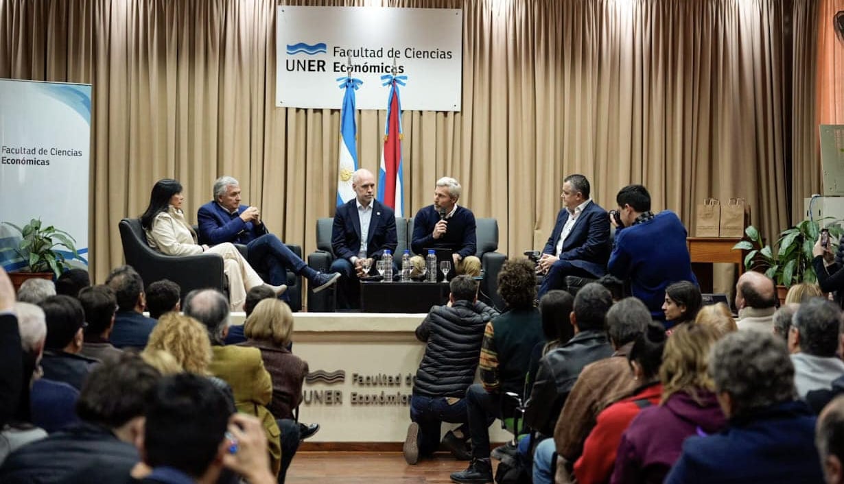 El ciclo de entrevistas de la UNER "Entre Ríos 2023: perspectivas de gobierno" tuvo como invitados a los precandidatos de Juntos por el Cambio Horacio Rodríguez Larreta, Gerardo Morales y Rogelio Frigerio.