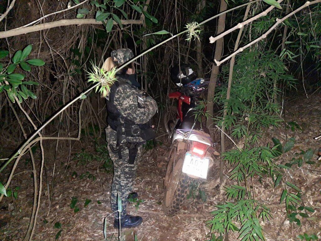 Varios detenidos y motocicletas recuperadas tras operativo de seguridad en la zona Norte.