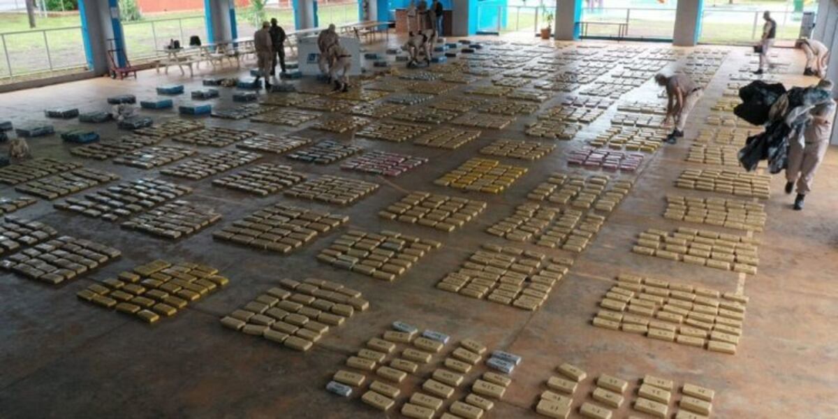 Secuestran cargamento de marihuana en Nemesio Parma
