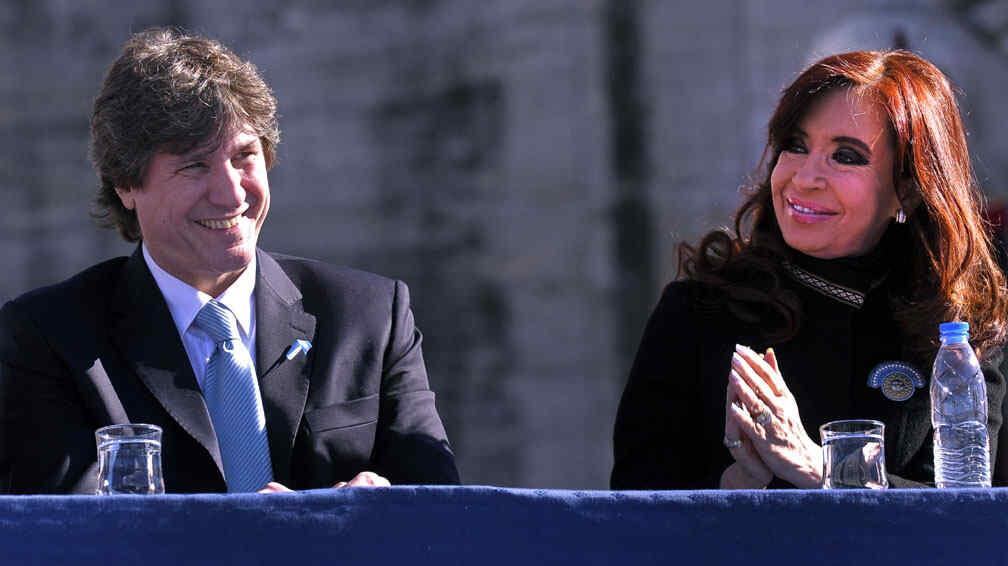 Amado Boudou y Cristina Fernández, juntos en un acto oficial (Télam/Archivo).