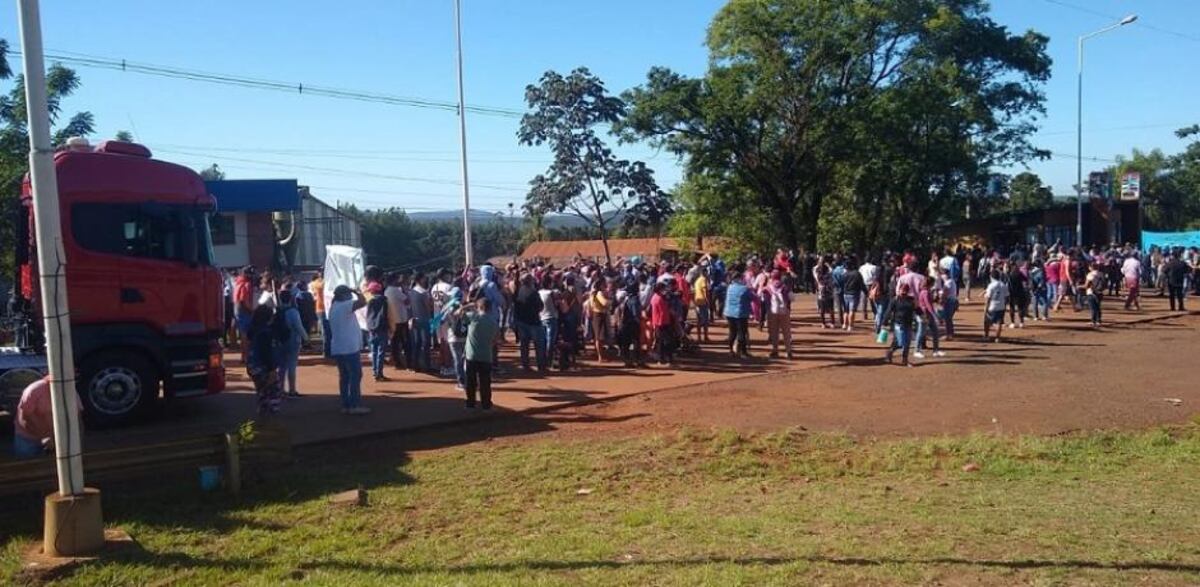 Cortes de ruta en Montecarlo: nuevamente manifestantes interrumpen el tránsito en la Ruta 12