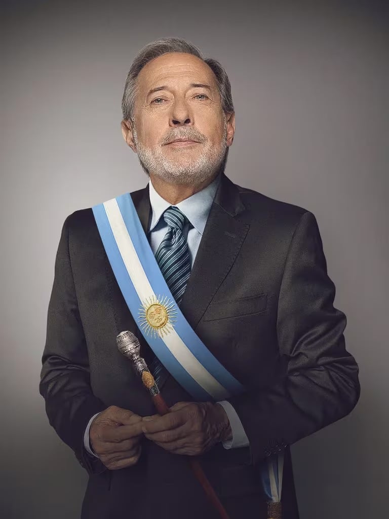 La foto de Eliseo Basurto que anticiparía el final de El Encargado. Gentileza Disney+.