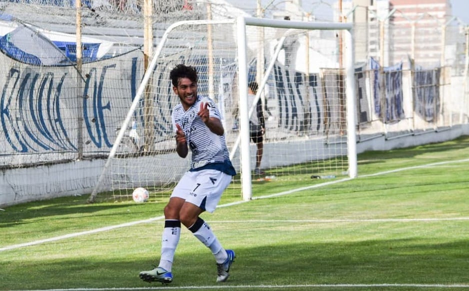 Independiente Rivadavia derrotó a Brown en Madryn 2-0 por al Primera Nacional.