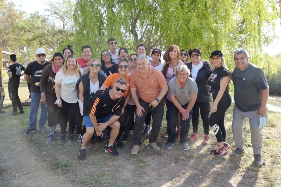 Caminata Rosa en Arroyito