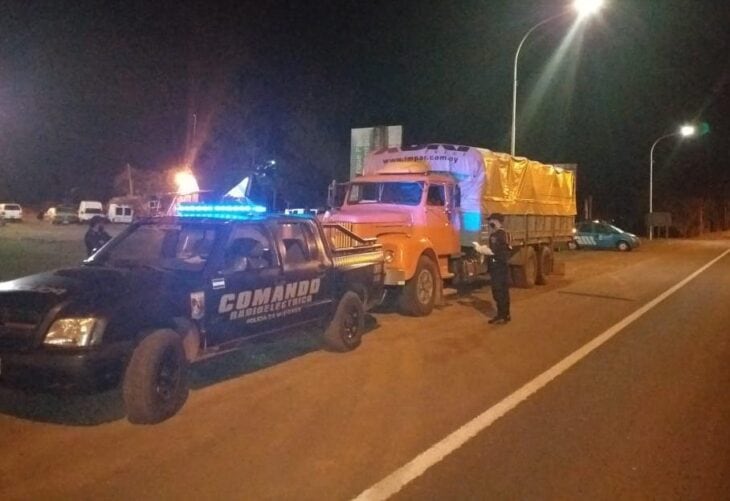 Contrabando de granos: Policía de Misiones decomisó dos cargamentos. Policía de Misiones