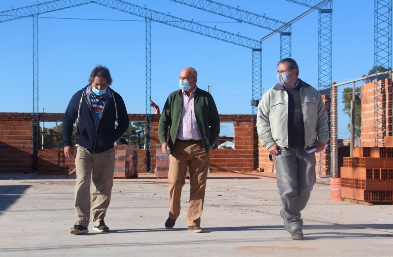 Hugo Fernández supervisó las obras del Polo Educativo