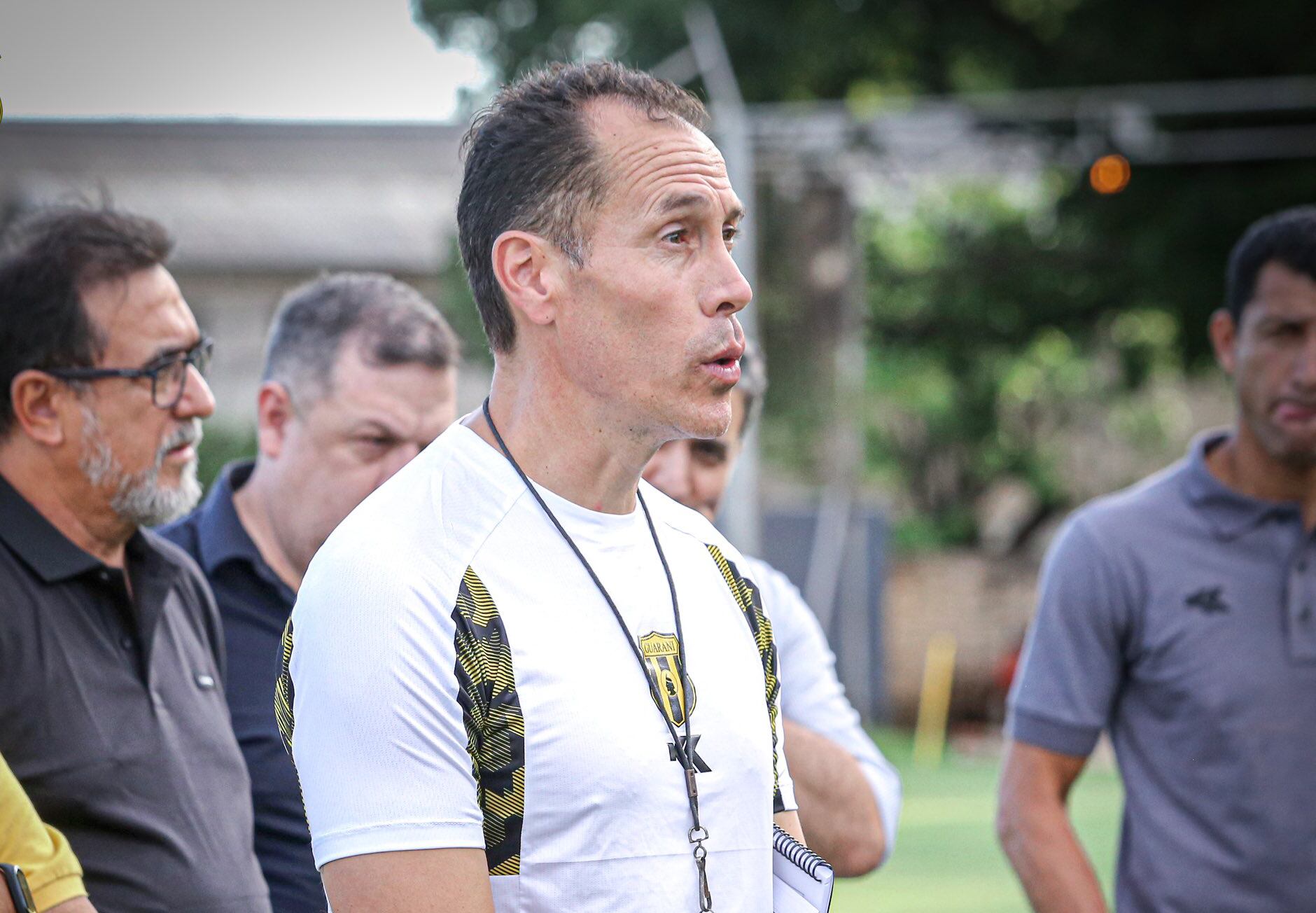 El argentino Lucas Bovaglio es el nuevo entrenador de Guaraní de Paraguay. (Prensa Guaraní).