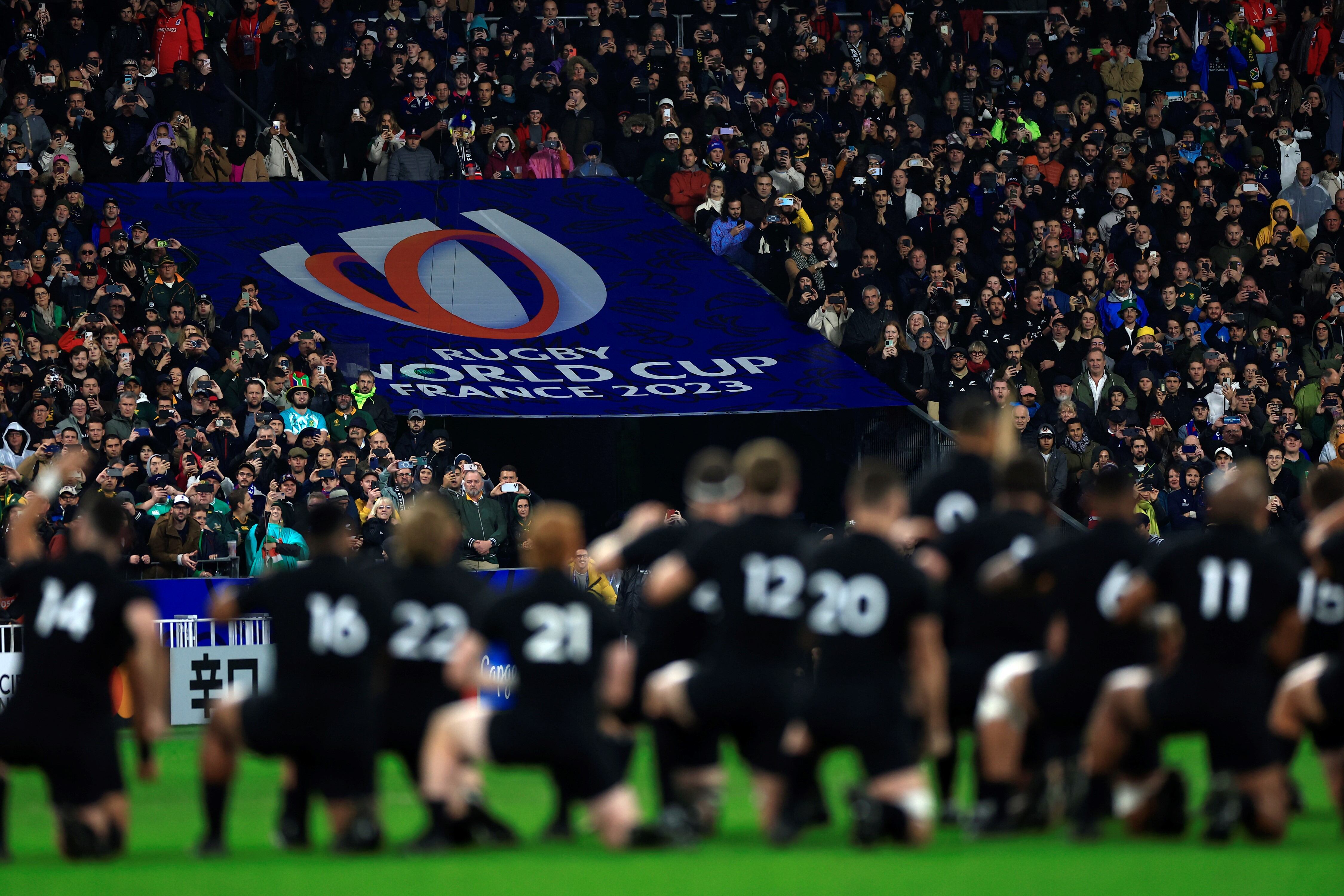 Los All Blacks y Sudáfrica protagonizan la gran final del Mundial de Francia. (AP)