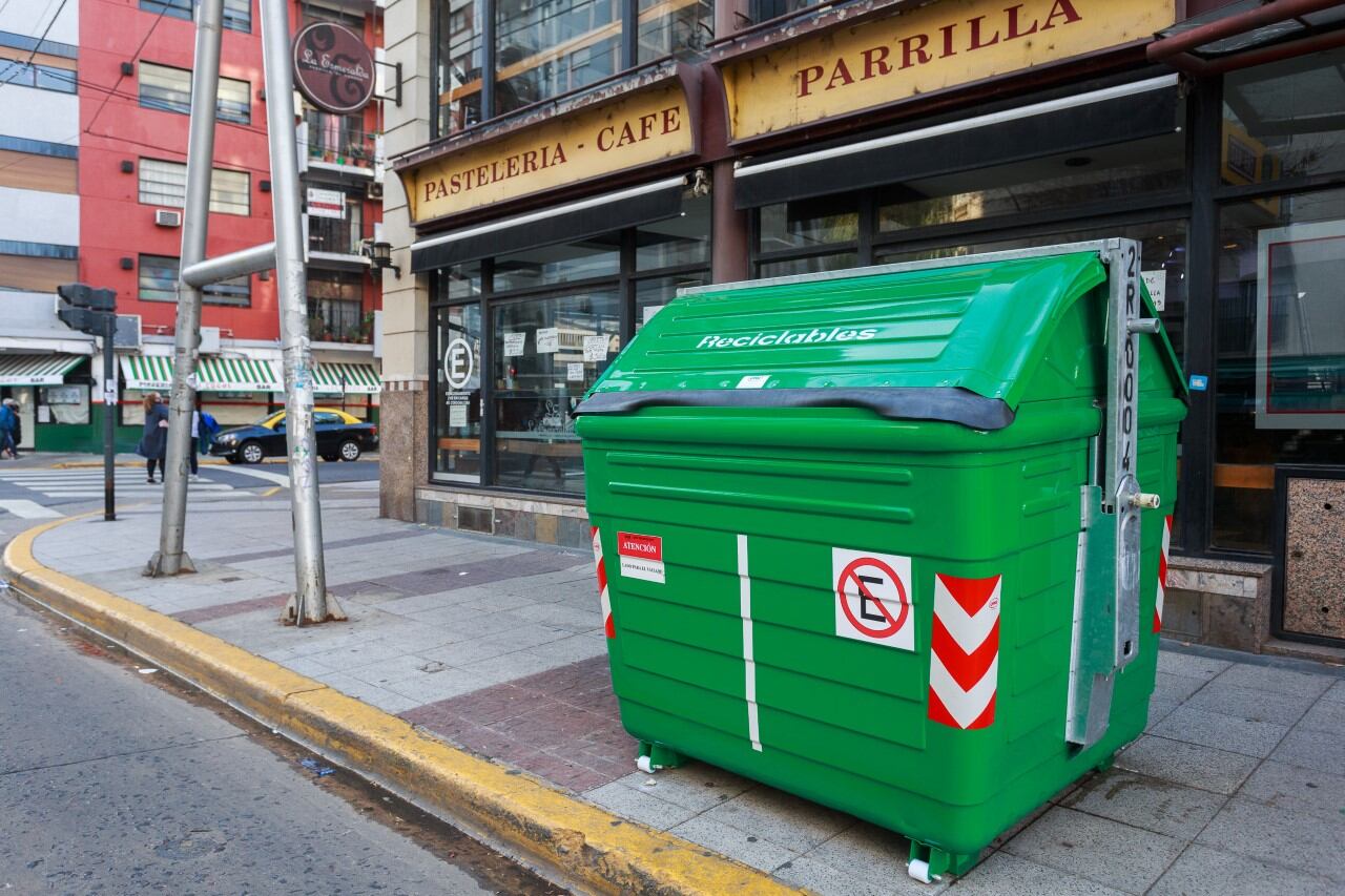 Se multiplican los contenedores verdes en los barrios de la Ciudad.