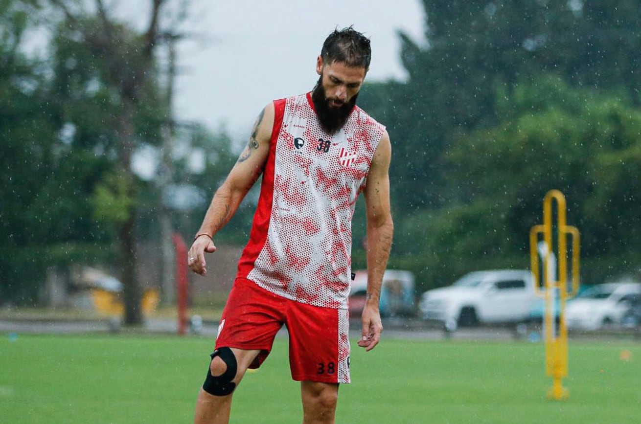 Ezequiel "Vikingo" Parnisari podrá ser tenido en cuenta ante Talleres, tras su suspensión. (Prensa IACC).