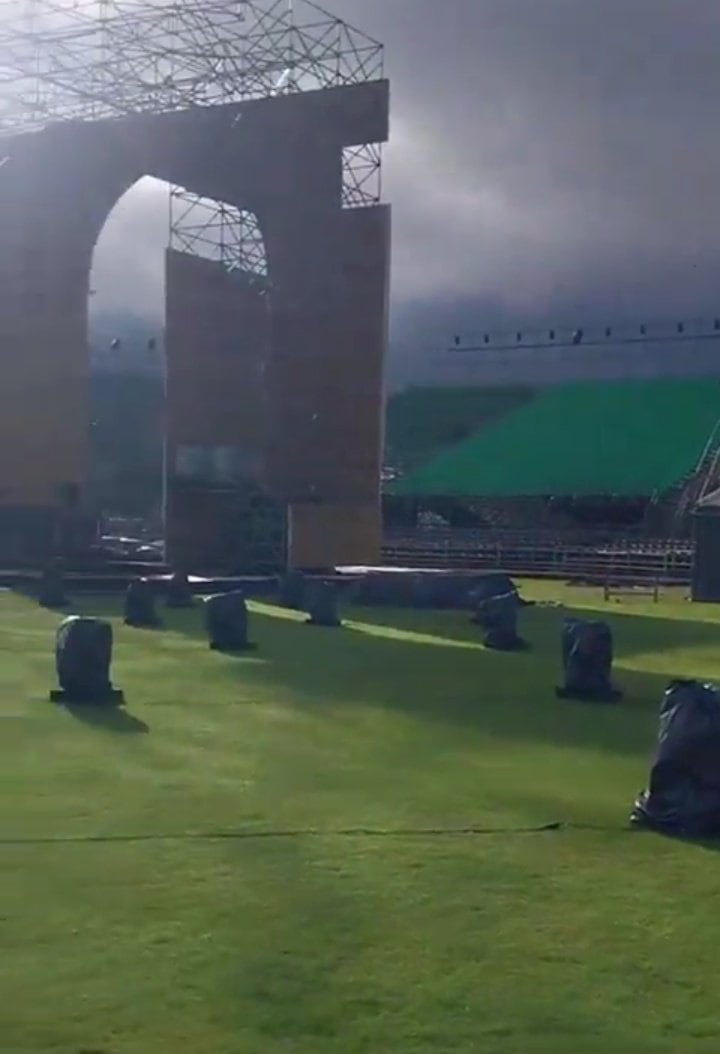 Las luces en el campo para los tres shows de Tini Stoessel en el Club Hurlingham