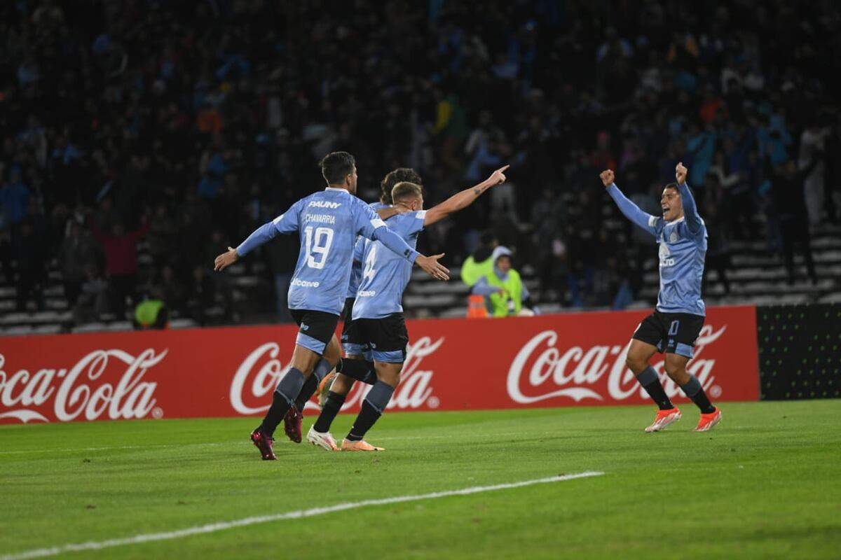 El golazo de Velázquez para que Belgrano le empiece a ganar al Real Tomayapo en el Kempes