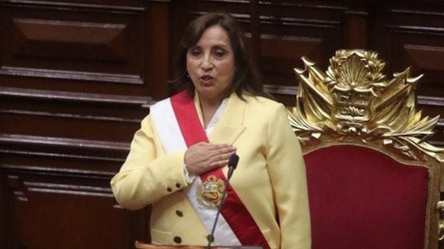 Dina Boluarte anunció que estará adelantando las elecciones para el 2024.