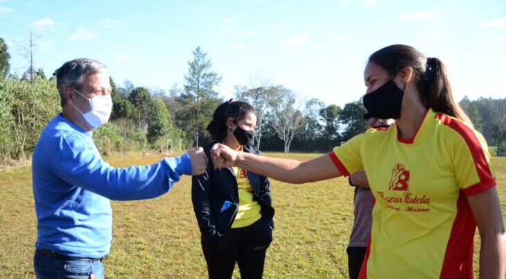 Garuhapé: abren clínica de fútbol para mujeres rurales