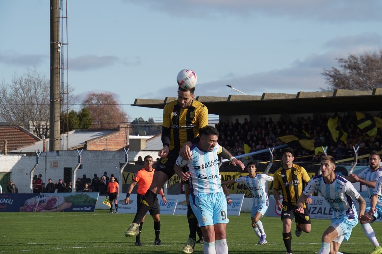 Así fue la victoria de Santamarina ante Atlético de Rafaela.