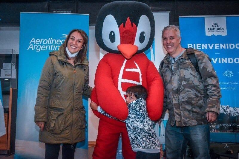 Arribó a Ushuaia el primer vuelo con 150 pasajeros procedentes de Brasil