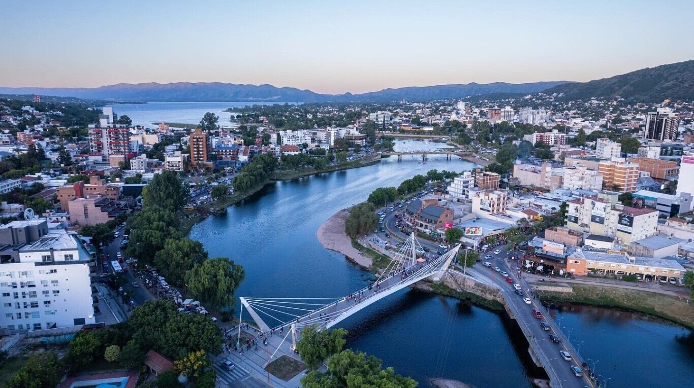 La ciudad tiene propuestas, atractivos y eventos todo el año. (Foto: Facebook Secretaría de Turismo, Deporte y Cultura Villa Carlos Paz)