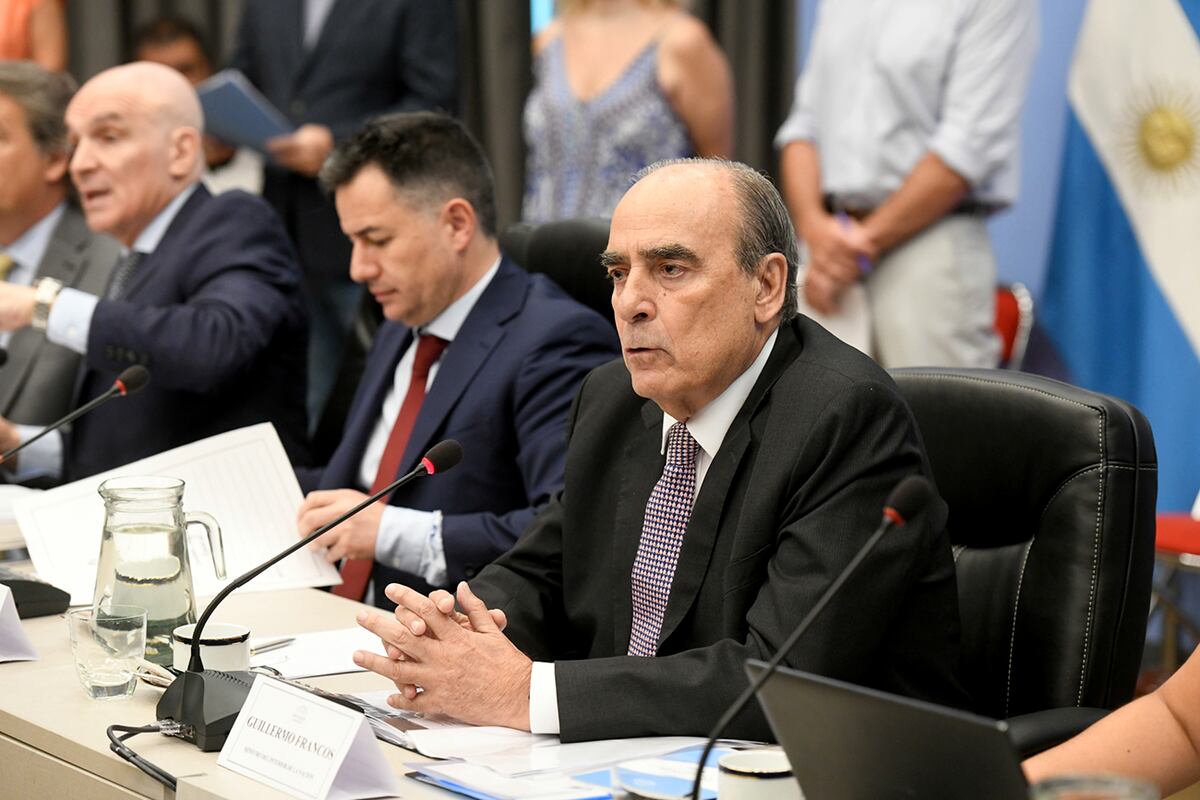 “Ley ómnibus”: el Gobierno afirmó que “han conciliado una serie de aspectos sin alejarse de la estructura de la propuesta”
