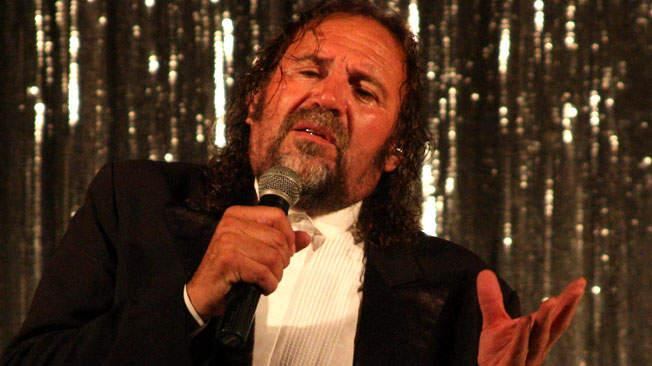 Cacho Garay se presentará este próximo fin de semana largo en Carlos Paz.