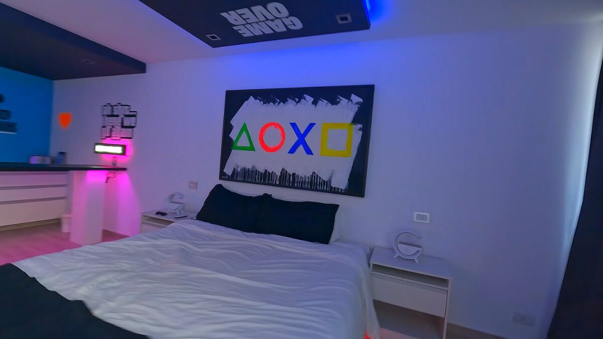 Cómo es el hotel gamer que está a menos de una hora de la ciudad de Córdoba