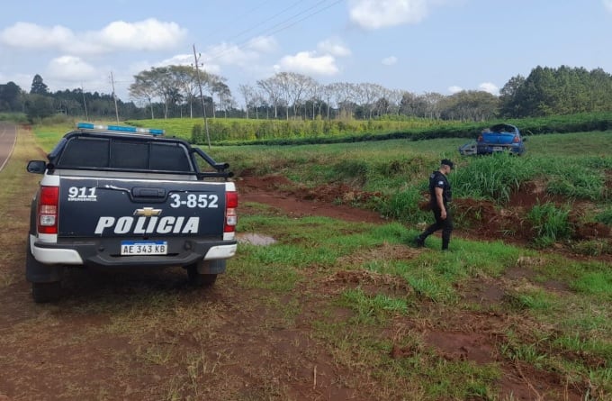 25 de Mayo: hallan abandonado un automóvil que habría despistado.