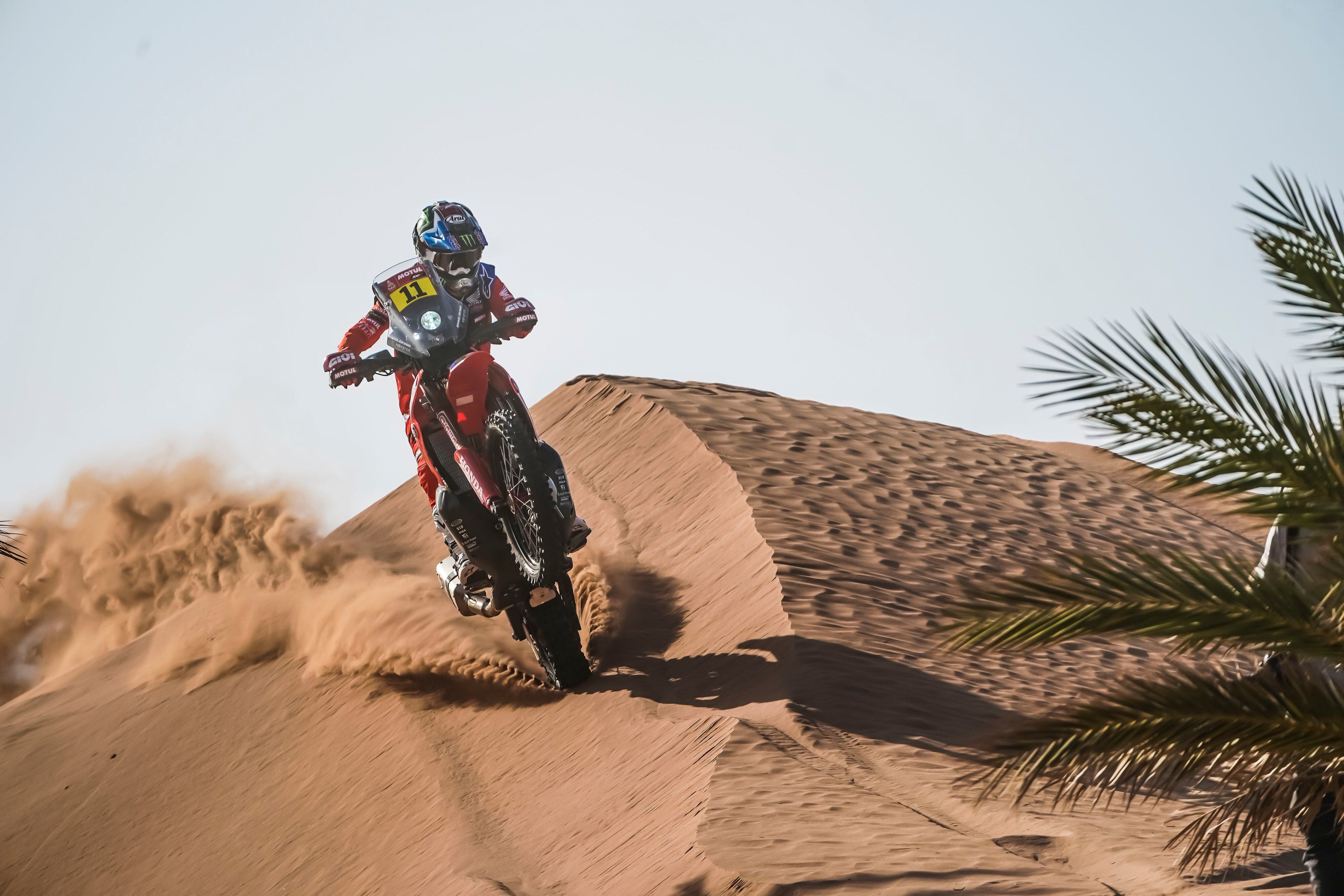 El chileno Nacho Cornejo, uno de los cuatro pilotos oficiales de Honda en el Dakar 2022. La casa japonesa viene de vencer en las últimas dos ediciones.