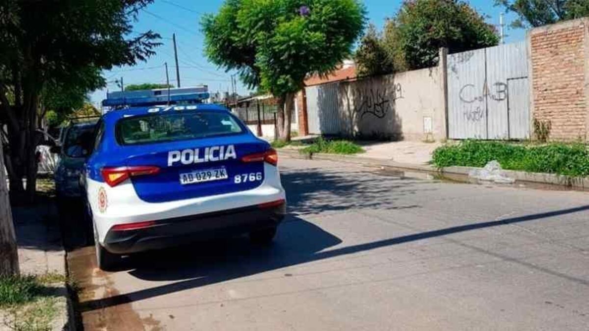 Córdoba: persiguió a un ladrón por el techo, se cayó y corre riesgo de no volver a caminar