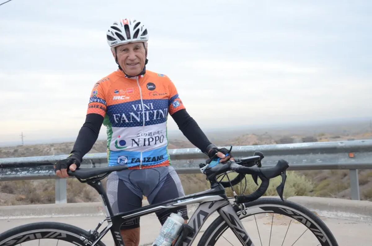 La edad no es un límite: conocé a Miguel Ángel, el neuquino de 80 años participará en el Mundial de Ciclismo