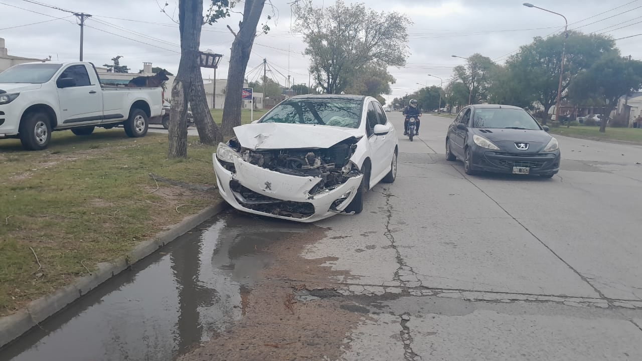 triple choque en avenida Caseros y La Plata