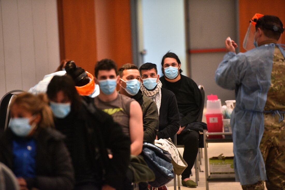 Vacunación en el Centro de Convenciones Córdoba (Pedro Castillo)