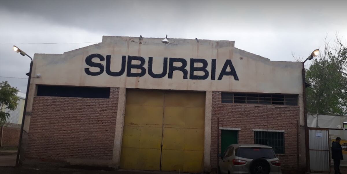 Una violenta golpiza en grupo a la salida de un boliche dejó a un joven inconsciente e internado