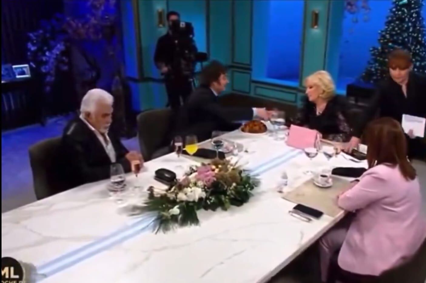 Javier Milei con Mirtha Legrand. (Captura)