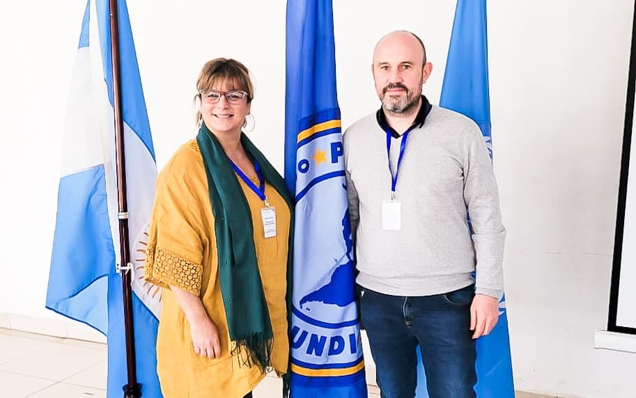 La doctora Marta Bolaño y el licenciado Gabriel Acosta asistieron y participaron del encuentro. 