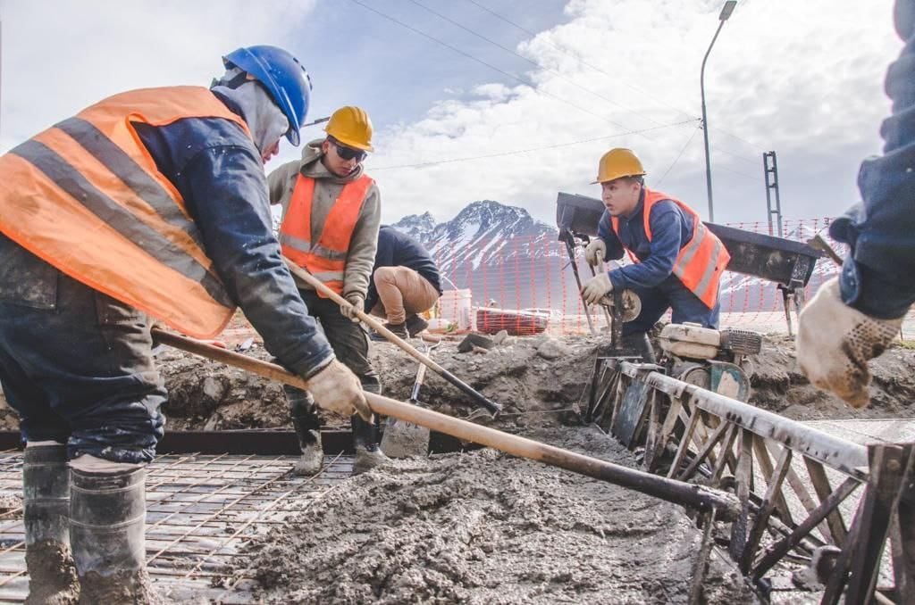 Obras: continúa la construcción de la bicisenda Pensar Malvinas