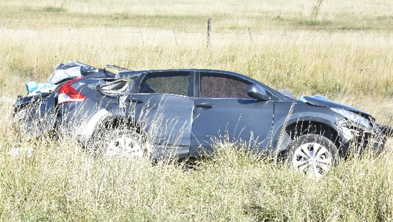 Así quedó la camioneta donde viajaban Valenza junto a su familia